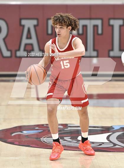 Thumbnail 3 in Mater Dei Catholic vs. Orange Lutheran (Rancho Mirage Holiday Invitational) photogallery.