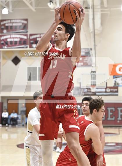 Thumbnail 2 in Mater Dei Catholic vs. Orange Lutheran (Rancho Mirage Holiday Invitational) photogallery.