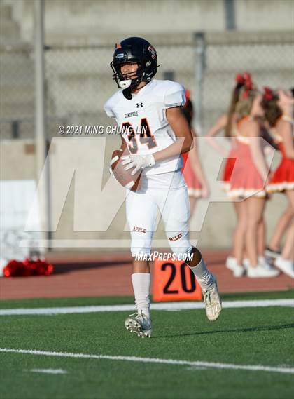 Thumbnail 2 in Apple Valley @ Mission Viejo photogallery.