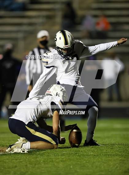 Thumbnail 2 in Cuthbertson @ Marvin Ridge photogallery.