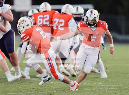 Thumbnail 1 in Cuthbertson @ Marvin Ridge photogallery.