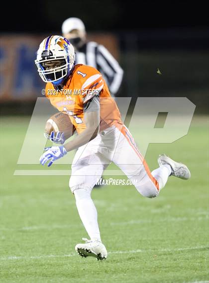 Thumbnail 3 in Cuthbertson @ Marvin Ridge photogallery.