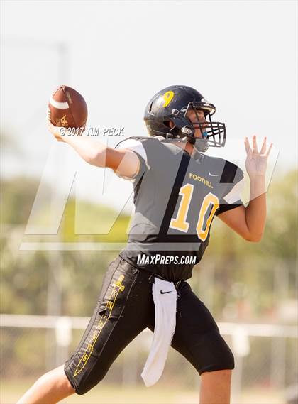 Thumbnail 2 in Brea Olinda @ Foothill photogallery.
