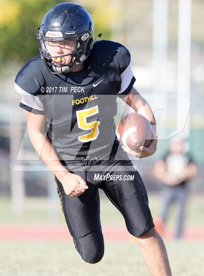 Thumbnail 1 in Brea Olinda @ Foothill photogallery.