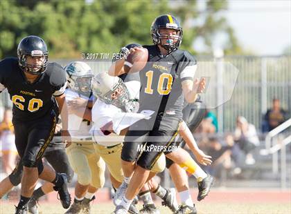 Thumbnail 3 in Brea Olinda @ Foothill photogallery.