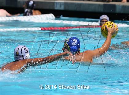 Thumbnail 3 in Grossmont vs. Serra (9th Annual Draz Classic) photogallery.