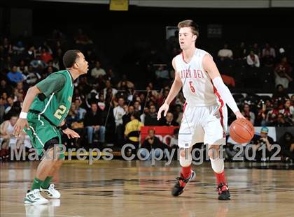 Thumbnail 2 in Long Beach Poly vs. Mater Dei (CIF SS D1AA Final) photogallery.
