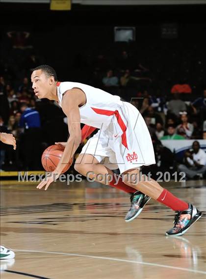 Thumbnail 2 in Long Beach Poly vs. Mater Dei (CIF SS D1AA Final) photogallery.