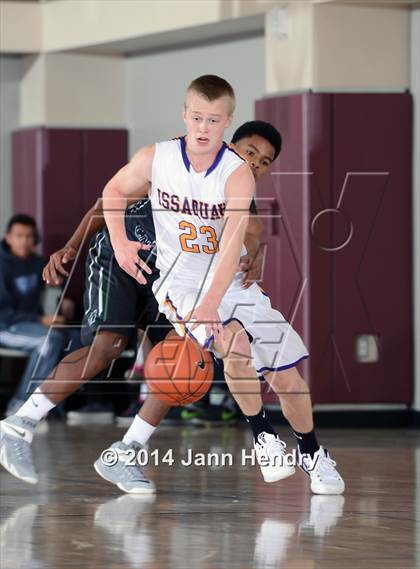 Thumbnail 1 in Issaquah vs. Moreau Catholic (MaxPreps Holiday Classic) photogallery.