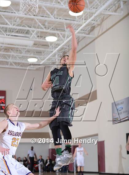 Thumbnail 3 in Issaquah vs. Moreau Catholic (MaxPreps Holiday Classic) photogallery.