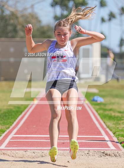 Thumbnail 1 in Winter Relays photogallery.