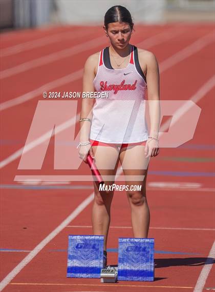Thumbnail 2 in Winter Relays photogallery.