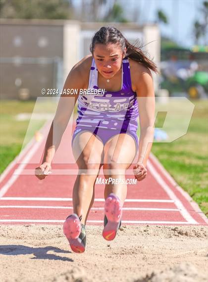 Thumbnail 1 in Winter Relays photogallery.