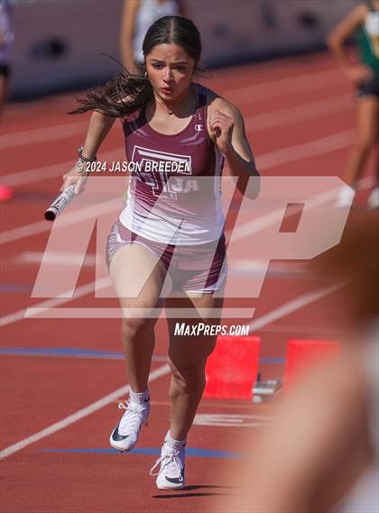 Thumbnail 2 in Winter Relays photogallery.