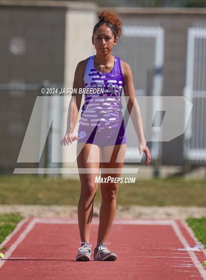 Thumbnail 2 in Winter Relays photogallery.
