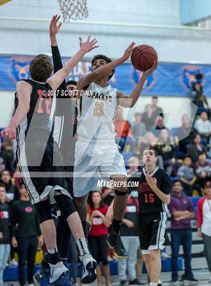 Thumbnail 1 in Gunn vs Mountain View (CIF CCS D2 Semifinals) photogallery.