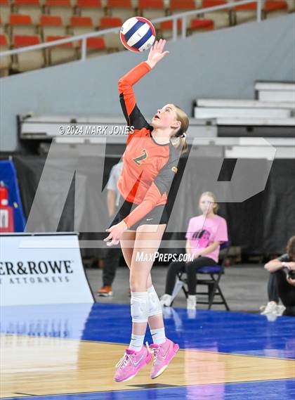 Thumbnail 2 in Xavier College Prep vs. Corona del Sol (AIA 6A Final) photogallery.