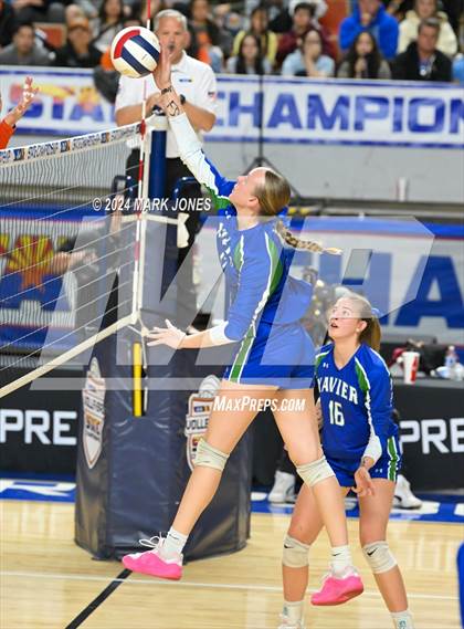 Thumbnail 1 in Xavier College Prep vs. Corona del Sol (AIA 6A Final) photogallery.