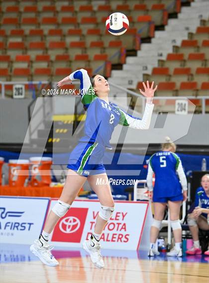Thumbnail 3 in Xavier College Prep vs. Corona del Sol (AIA 6A Final) photogallery.