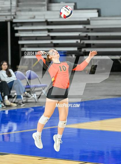 Thumbnail 2 in Xavier College Prep vs. Corona del Sol (AIA 6A Final) photogallery.