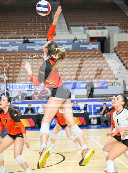 Thumbnail 1 in Xavier College Prep vs. Corona del Sol (AIA 6A Final) photogallery.