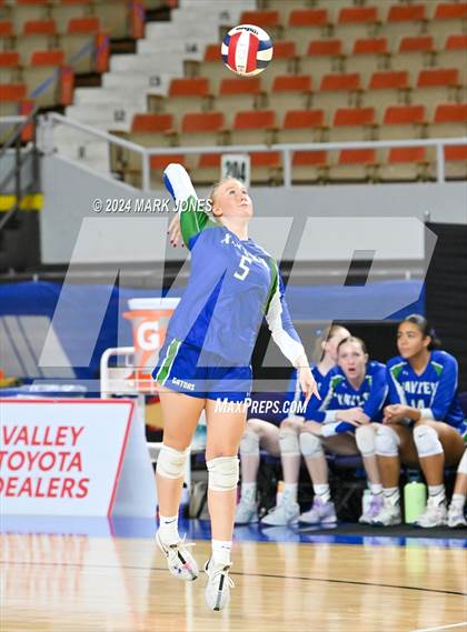 Thumbnail 2 in Xavier College Prep vs. Corona del Sol (AIA 6A Final) photogallery.