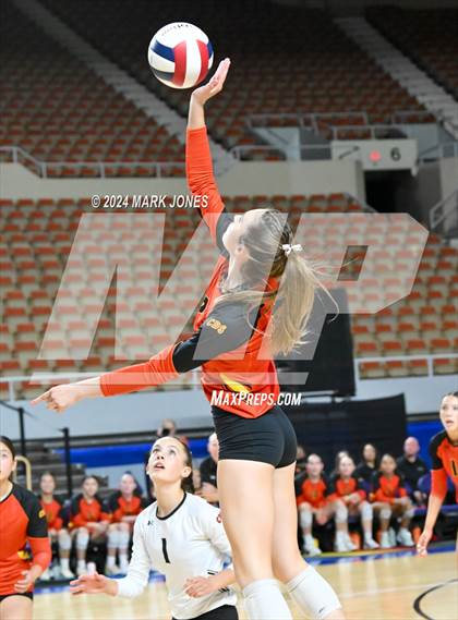 Thumbnail 3 in Xavier College Prep vs. Corona del Sol (AIA 6A Final) photogallery.