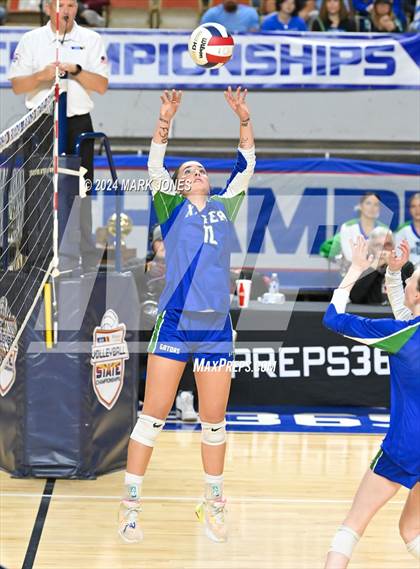 Thumbnail 1 in Xavier College Prep vs. Corona del Sol (AIA 6A Final) photogallery.