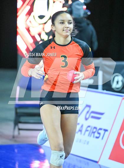 Thumbnail 2 in Xavier College Prep vs. Corona del Sol (AIA 6A Final) photogallery.