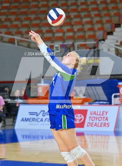 Thumbnail 2 in Xavier College Prep vs. Corona del Sol (AIA 6A Final) photogallery.