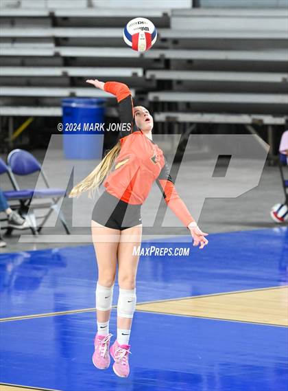 Thumbnail 2 in Xavier College Prep vs. Corona del Sol (AIA 6A Final) photogallery.