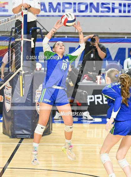Thumbnail 3 in Xavier College Prep vs. Corona del Sol (AIA 6A Final) photogallery.