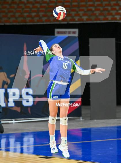 Thumbnail 2 in Xavier College Prep vs. Corona del Sol (AIA 6A Final) photogallery.