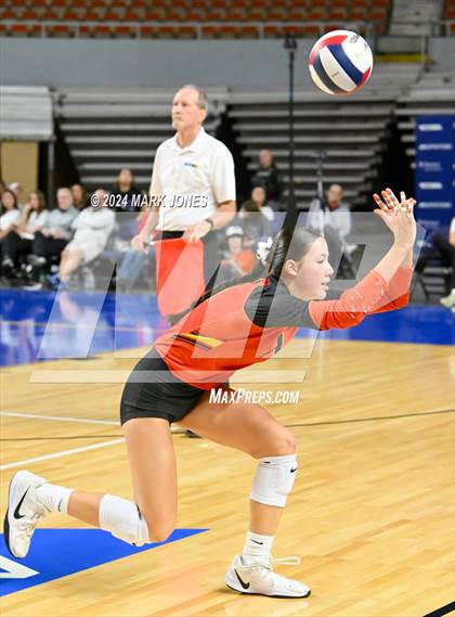 Thumbnail 3 in Xavier College Prep vs. Corona del Sol (AIA 6A Final) photogallery.