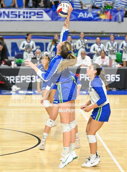 Thumbnail 1 in Xavier College Prep vs. Corona del Sol (AIA 6A Final) photogallery.