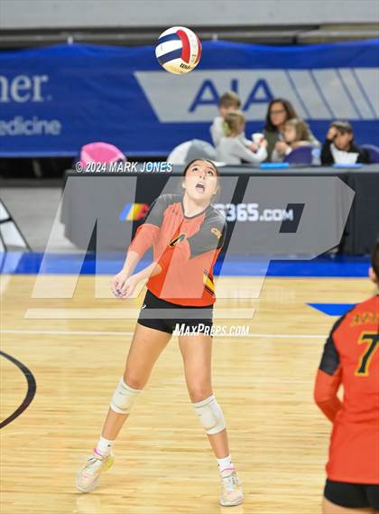 Thumbnail 3 in Xavier College Prep vs. Corona del Sol (AIA 6A Final) photogallery.