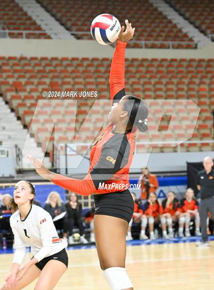 Thumbnail 2 in Xavier College Prep vs. Corona del Sol (AIA 6A Final) photogallery.