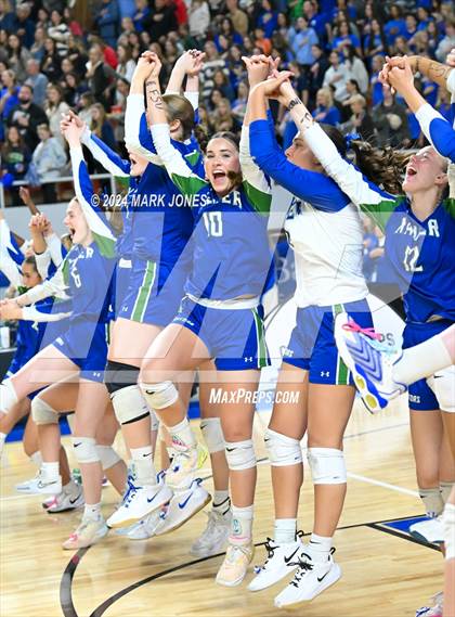 Thumbnail 1 in Xavier College Prep vs. Corona del Sol (AIA 6A Final) photogallery.