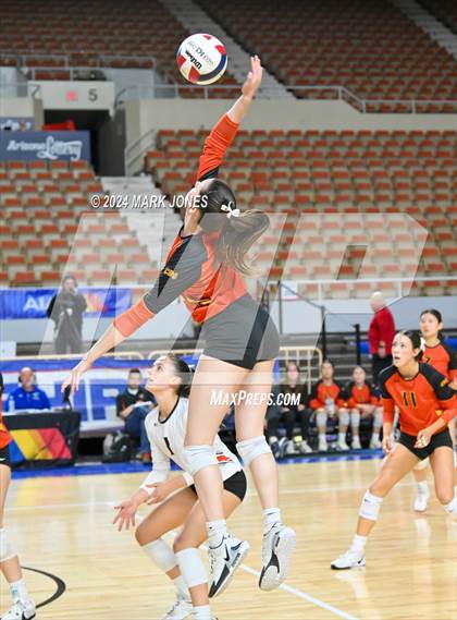 Thumbnail 2 in Xavier College Prep vs. Corona del Sol (AIA 6A Final) photogallery.
