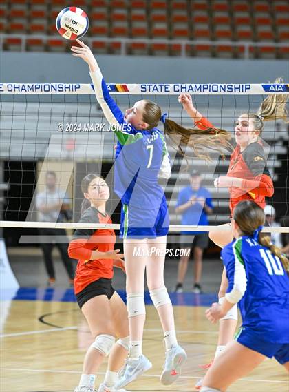 Thumbnail 3 in Xavier College Prep vs. Corona del Sol (AIA 6A Final) photogallery.