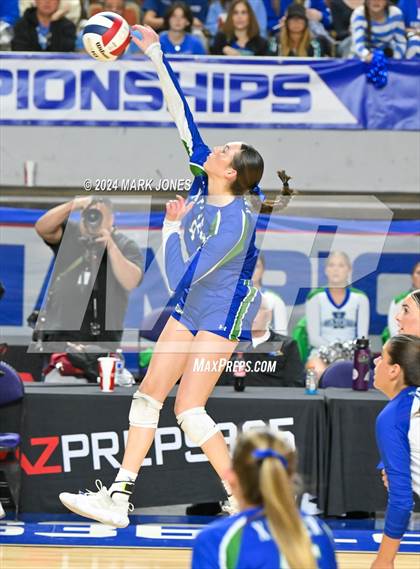 Thumbnail 1 in Xavier College Prep vs. Corona del Sol (AIA 6A Final) photogallery.
