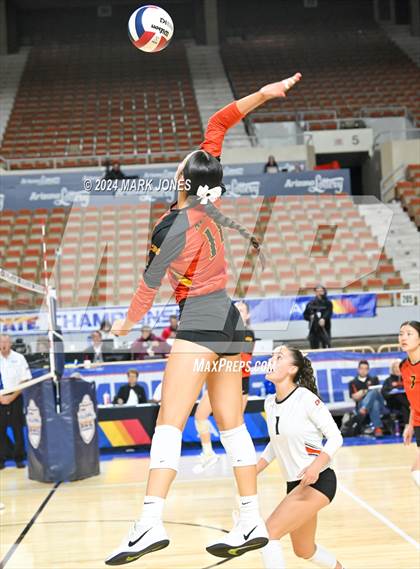Thumbnail 1 in Xavier College Prep vs. Corona del Sol (AIA 6A Final) photogallery.