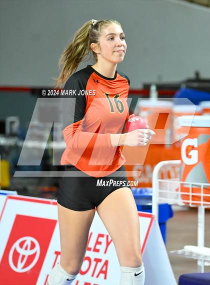 Thumbnail 2 in Xavier College Prep vs. Corona del Sol (AIA 6A Final) photogallery.