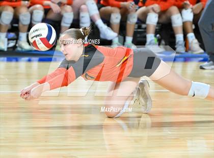 Thumbnail 3 in Xavier College Prep vs. Corona del Sol (AIA 6A Final) photogallery.
