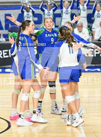 Thumbnail 3 in Xavier College Prep vs. Corona del Sol (AIA 6A Final) photogallery.