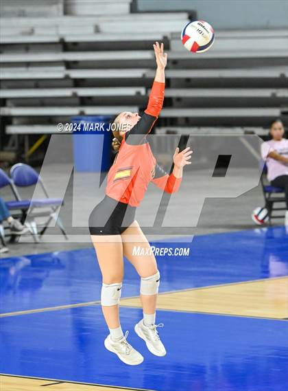 Thumbnail 3 in Xavier College Prep vs. Corona del Sol (AIA 6A Final) photogallery.