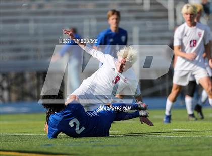 Thumbnail 3 in Grandview vs. Cherry Creek (CHSAA 5A Semifinal) photogallery.