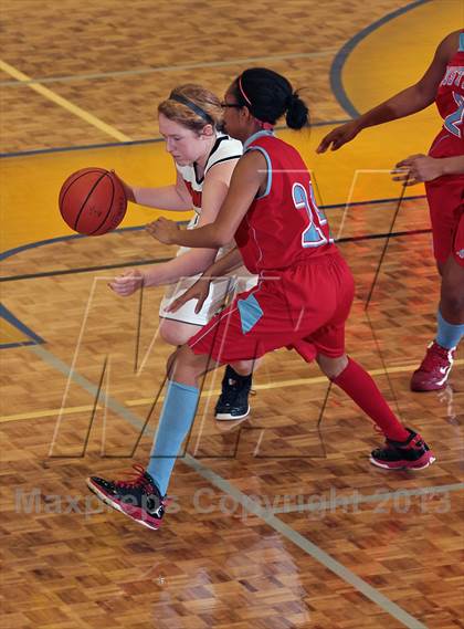 Thumbnail 2 in Pigeon Forge vs. Austin-East (D3AA District Consolation) photogallery.