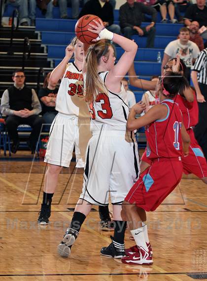 Thumbnail 2 in Pigeon Forge vs. Austin-East (D3AA District Consolation) photogallery.