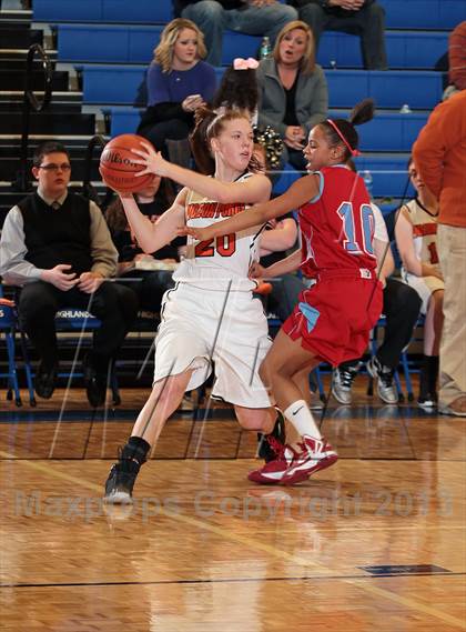 Thumbnail 1 in Pigeon Forge vs. Austin-East (D3AA District Consolation) photogallery.